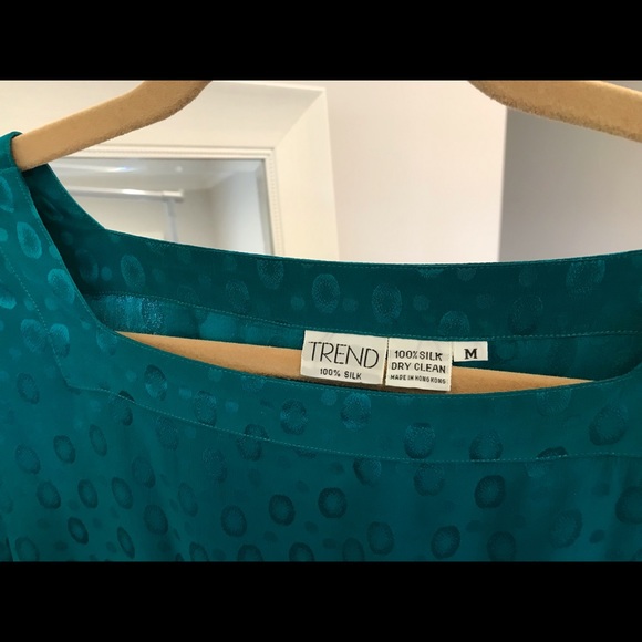 Vintage 100% silk dress in green - Picture 4 of 5